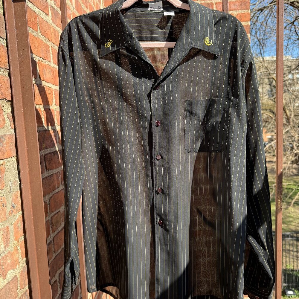 1990's Men's "DaVila" Black/Gold Button Down